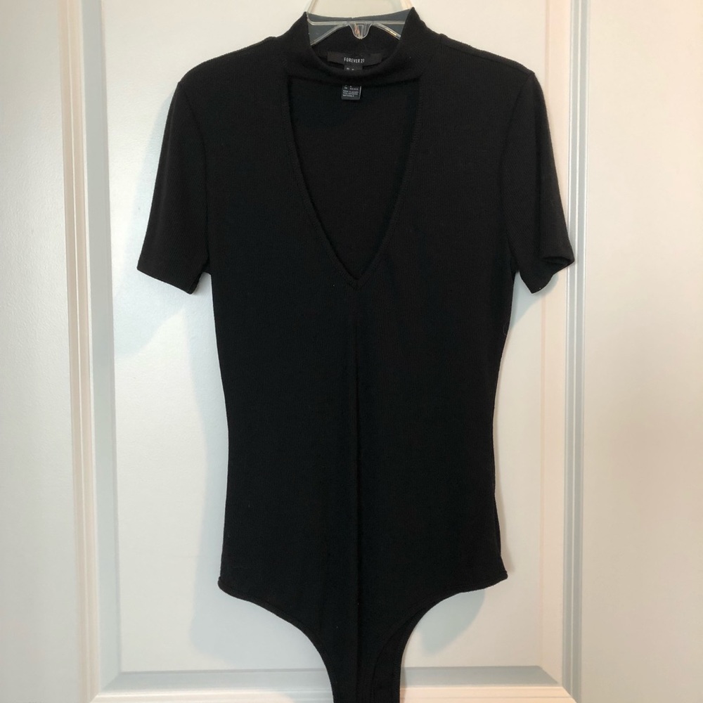 Black Bodysuit w Sleeves